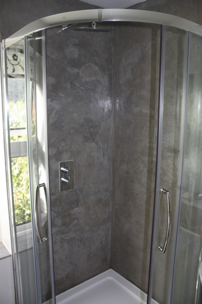 Tadelakt Shower - Gravity Builder Brighton